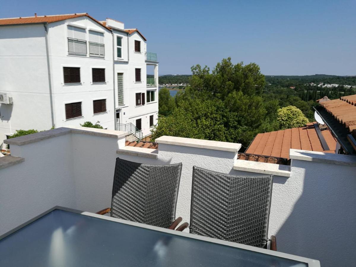 Ferienhaus Bozena Appartment 6 Vrsar Exteriör bild
